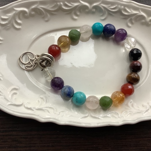 🤩Host Pick!Gemstone “chakra “ bracelet - Picture 4 of 6